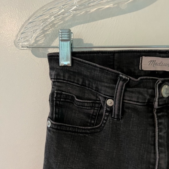 Madewell 9" High Rise Skinny Jeans in Lunar Wash - Picture 4 of 11